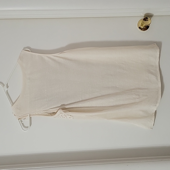 Maurices tank top size large - Picture 2 of 7